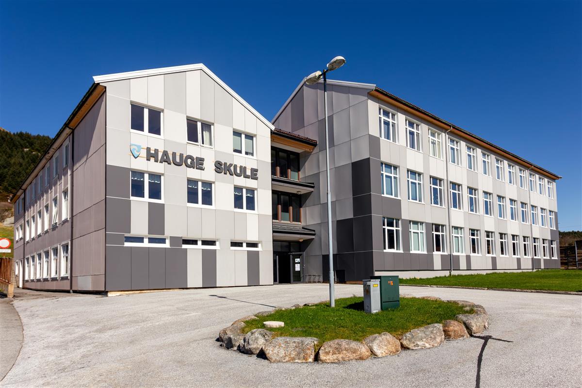 Hauge oppvekst - Klikk for stort bilete